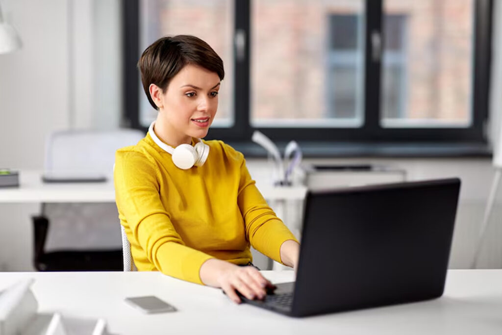 Тестировщица примененяет QA и QC подходы